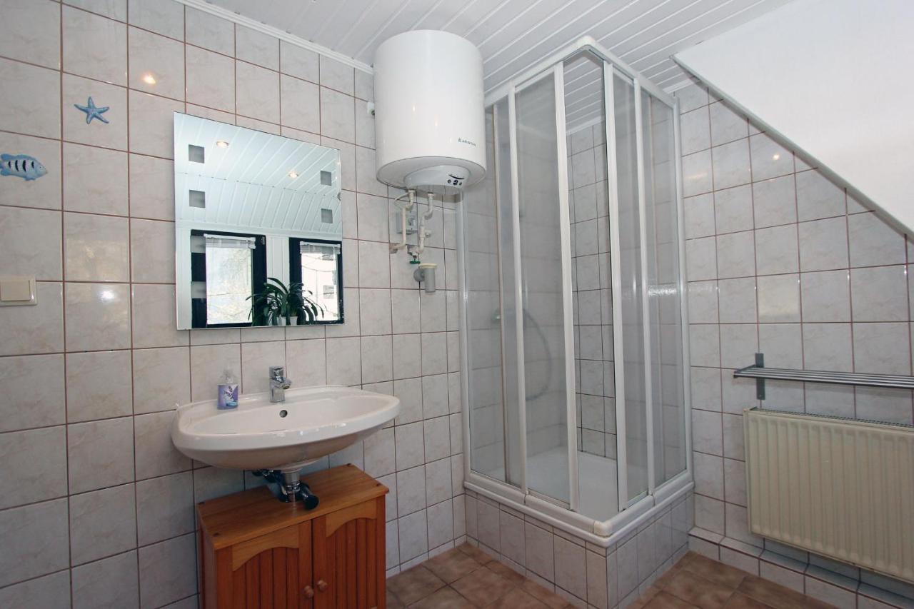 Bruecke Im Reethus Apartment Prerow Exterior foto
